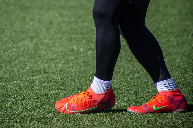 约上显得有 约上显得有